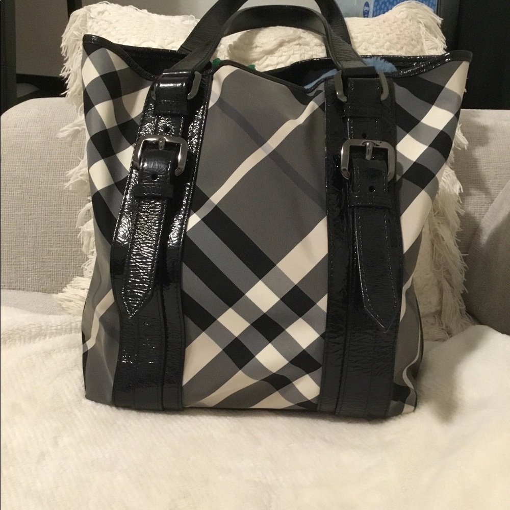 Burberry tote bag
